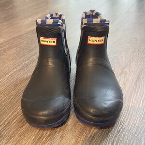 Hunter rain boots, navy blue, size 3 youth